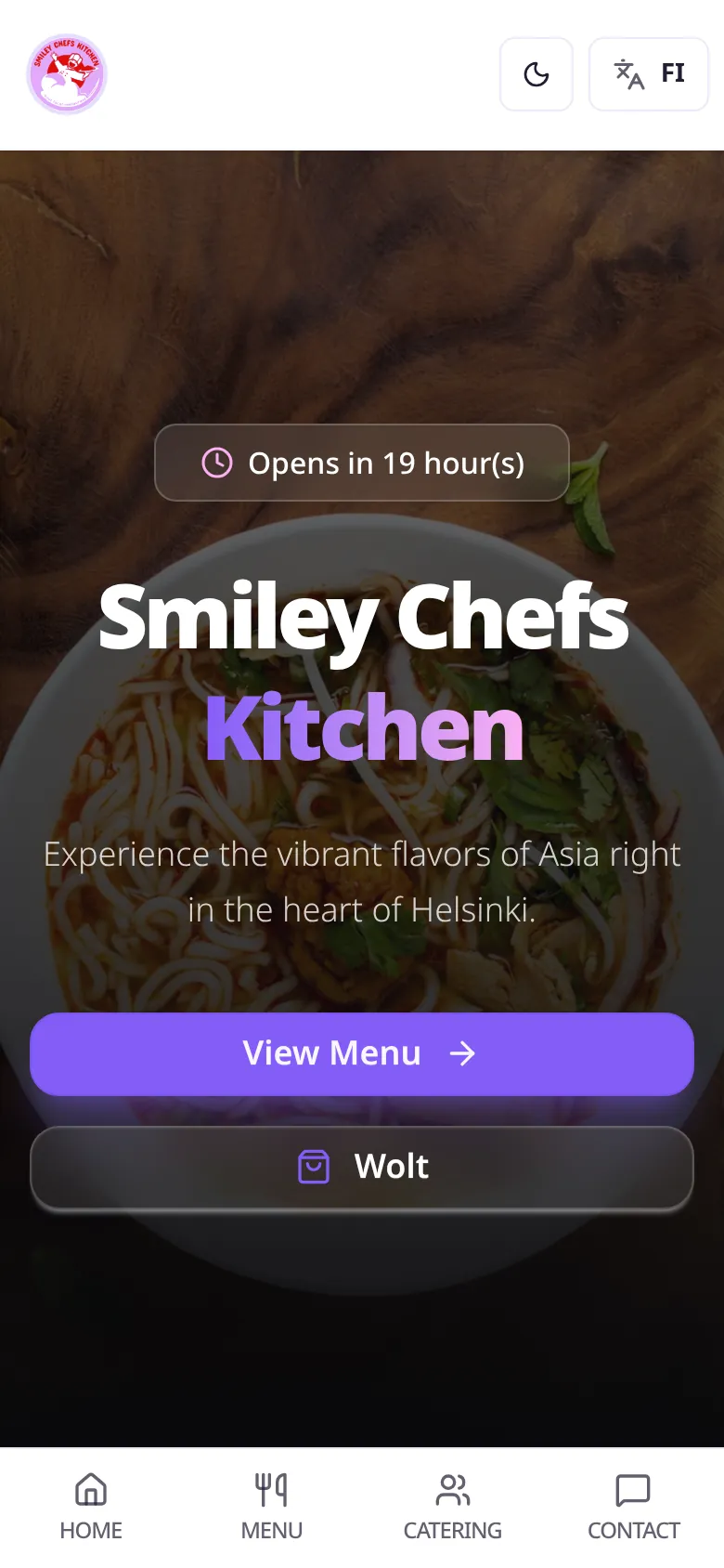 The Smiley Chefs Kitchen site on a phone: a dark food photo behind the heading “Smiley Chefs Kitchen”, with View Menu and Wolt buttons.